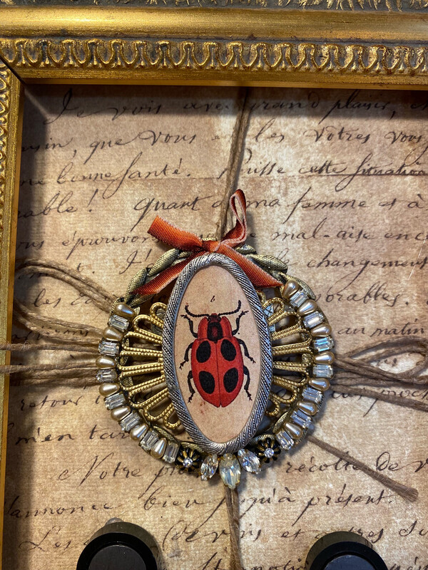 Broche anglaise coccinelle
