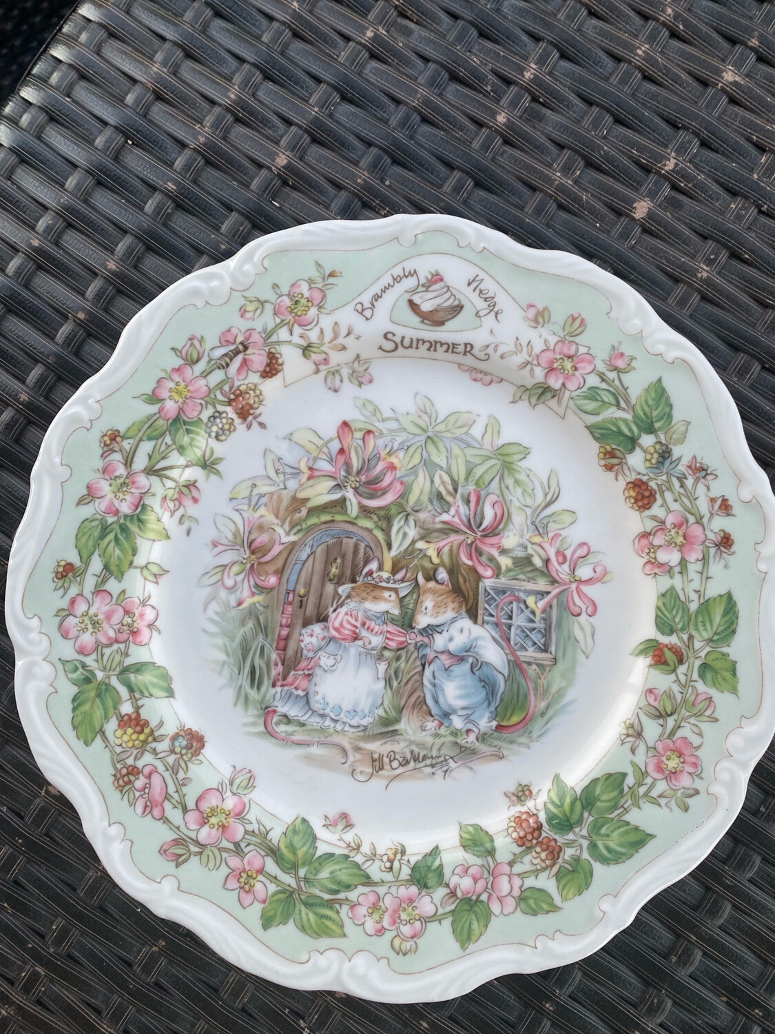 Assiette Branbly Hedge été 