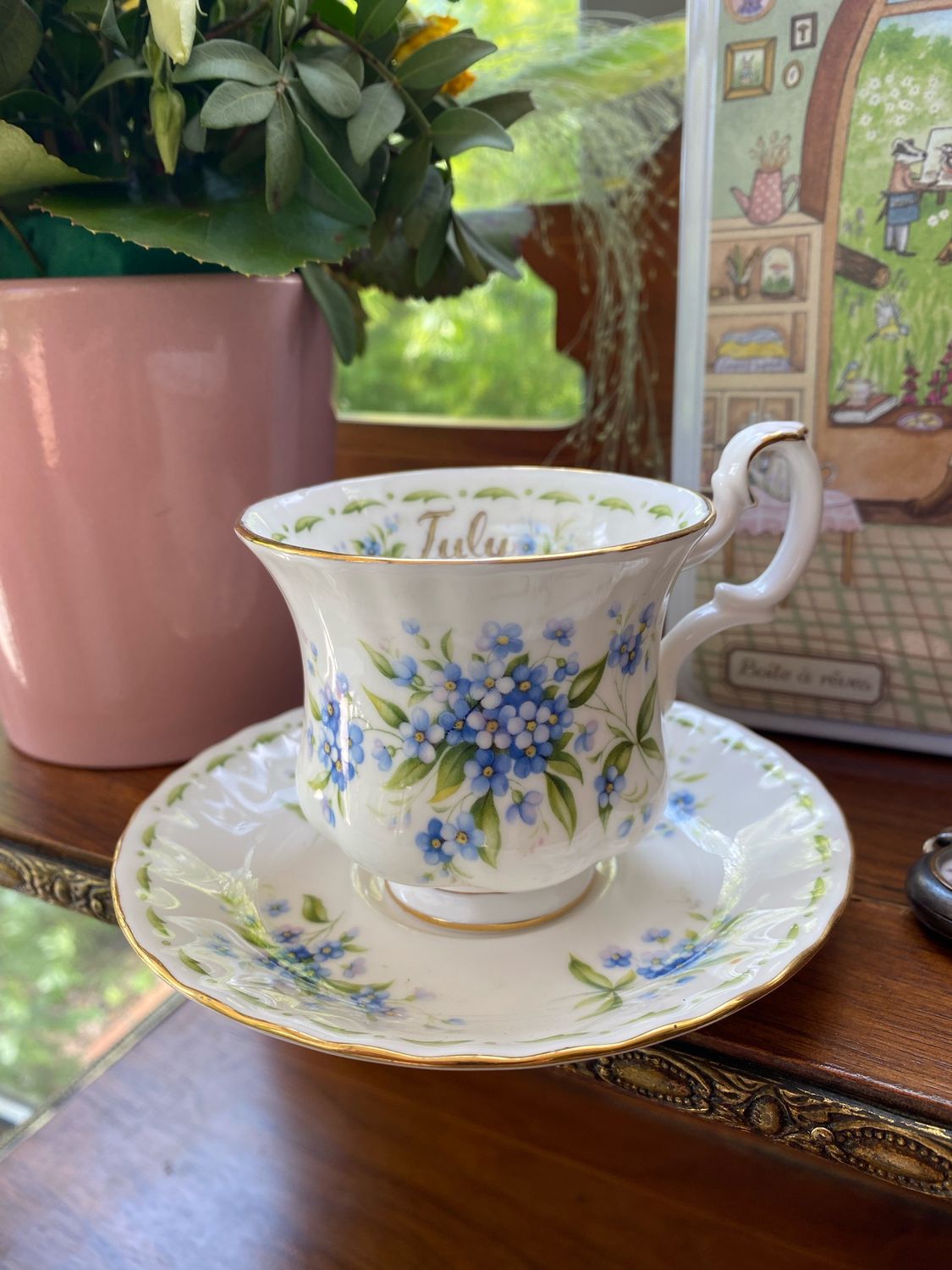 Tasse royale Albert Juillet 