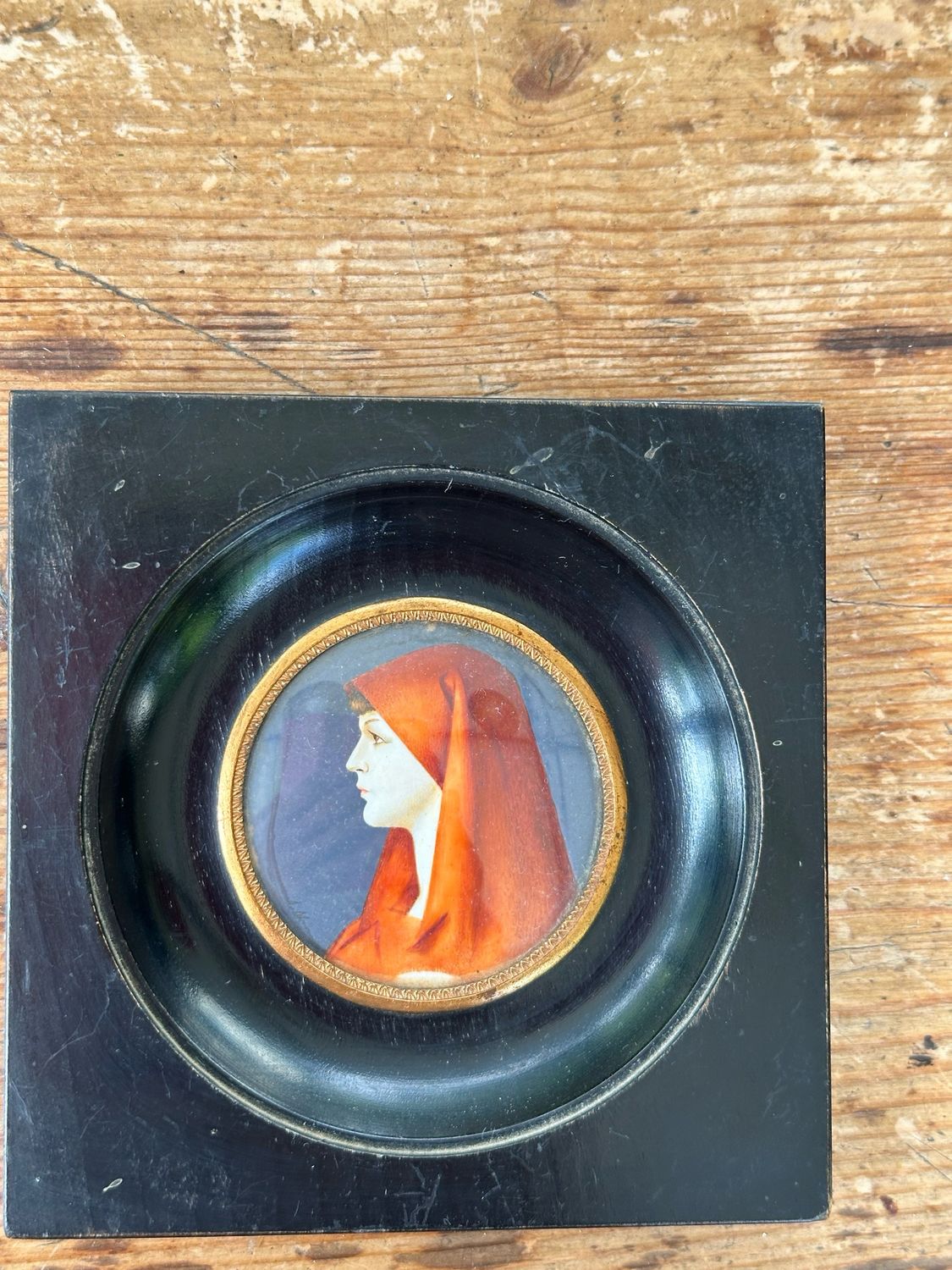 Miniatures 19 eme, bois et verre bombé 