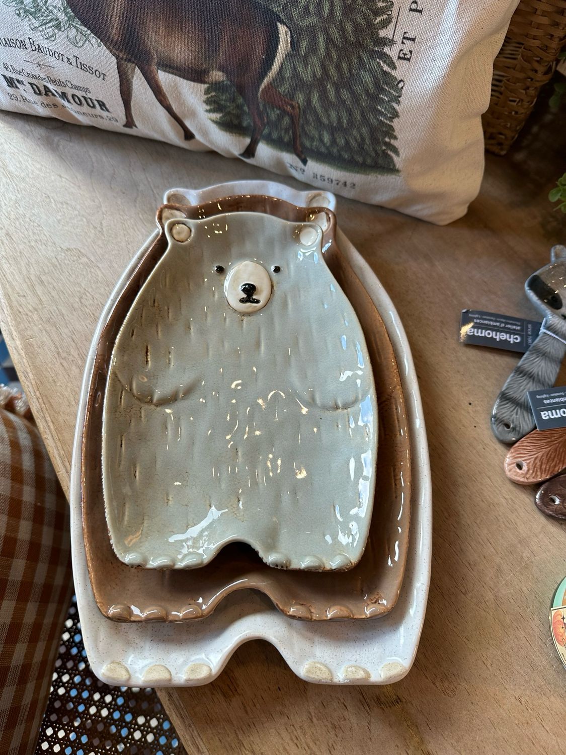 Lot de 3 plats ours en céramique 