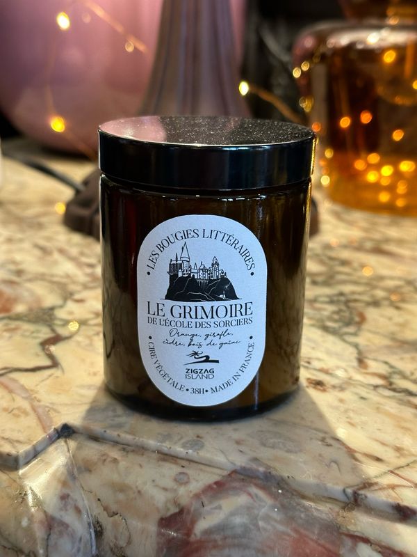 Bougie le grimoire 150 g