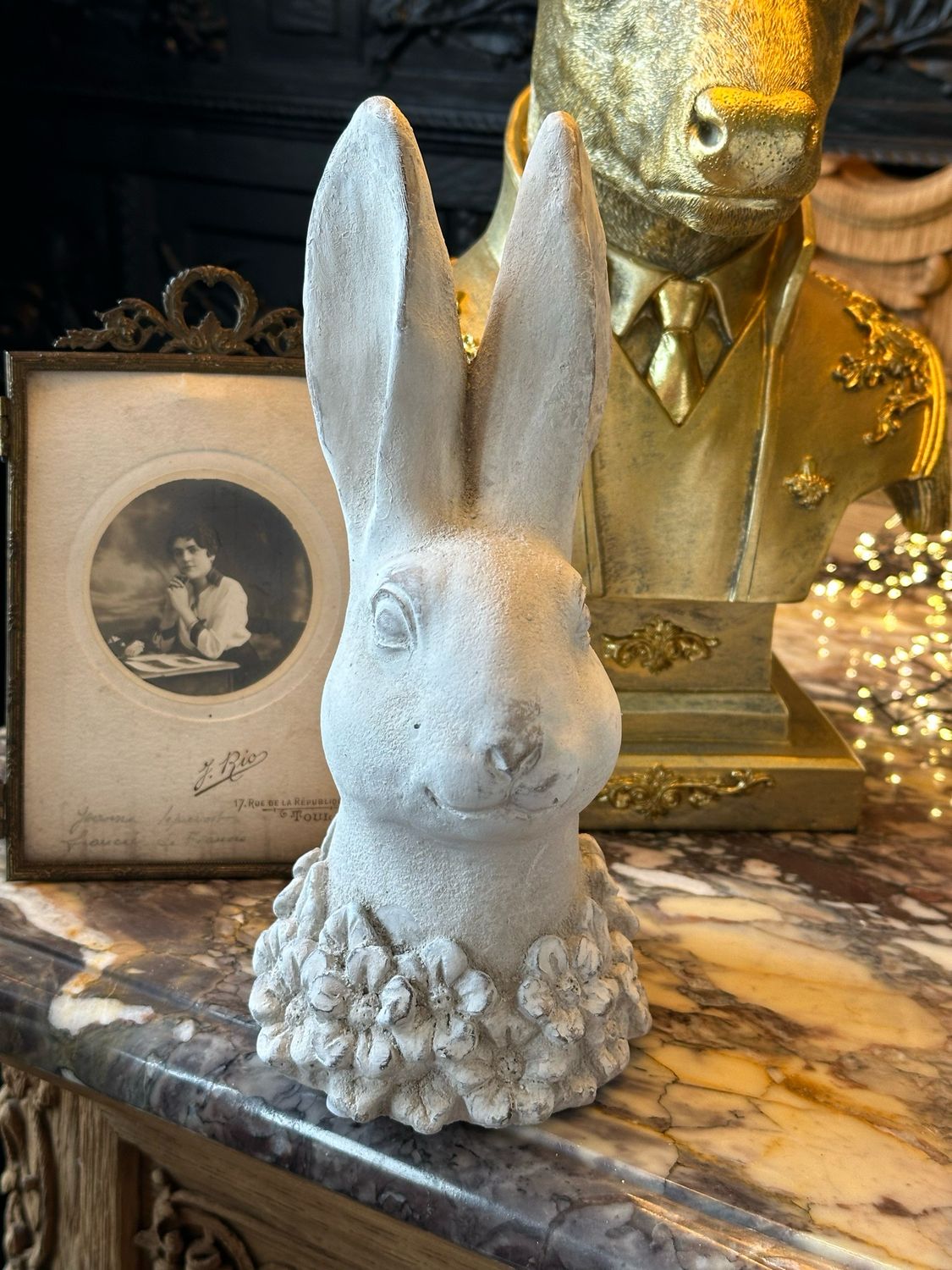 Lapin en pierre blanche 