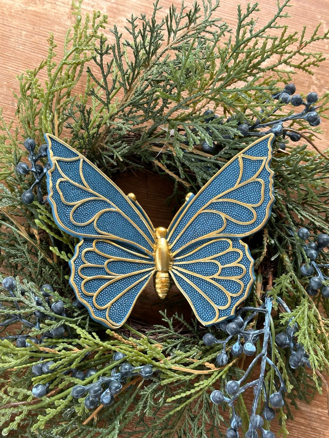 Papillon bleu texturé 18 cm