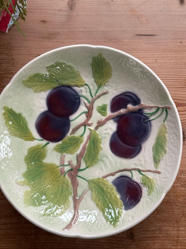 Plat en barbotine St Clément 