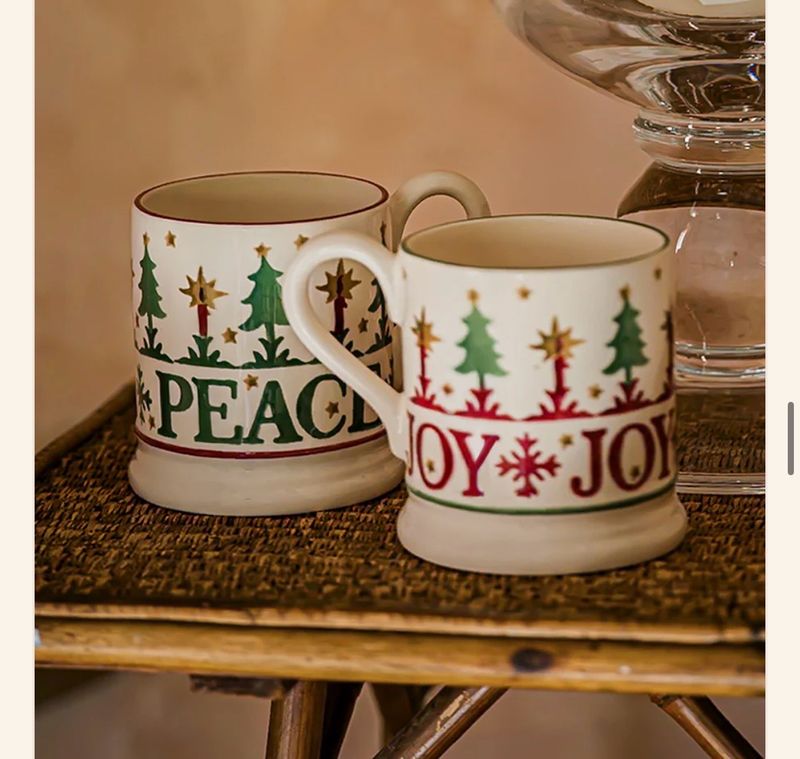 Coffret de 2 mugs peace and Joy  Coffret de 2 mugs peace and Joy