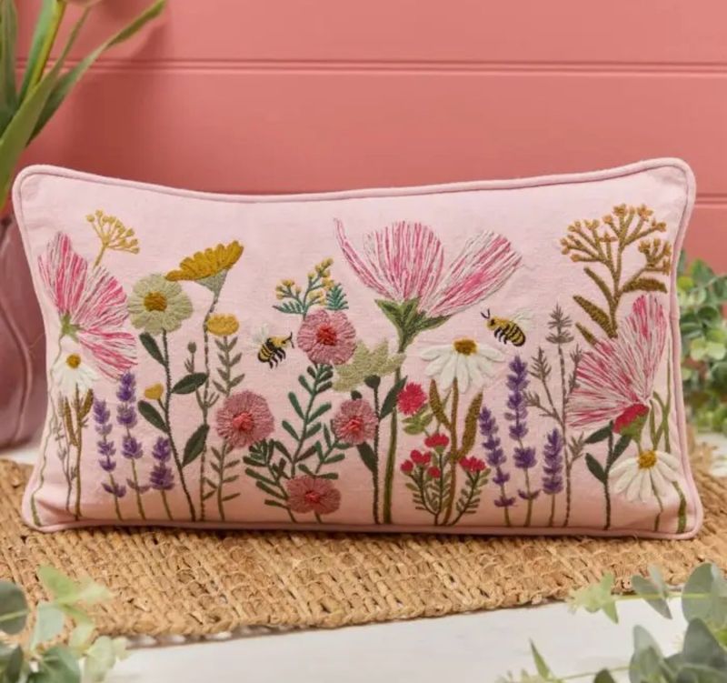 Coussin punk Flowers 30/40 cm