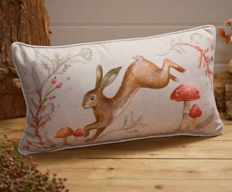 Coussin lièvre 30/40 cm