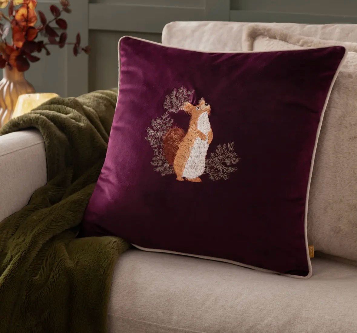 Coussin brodé velours 50/50