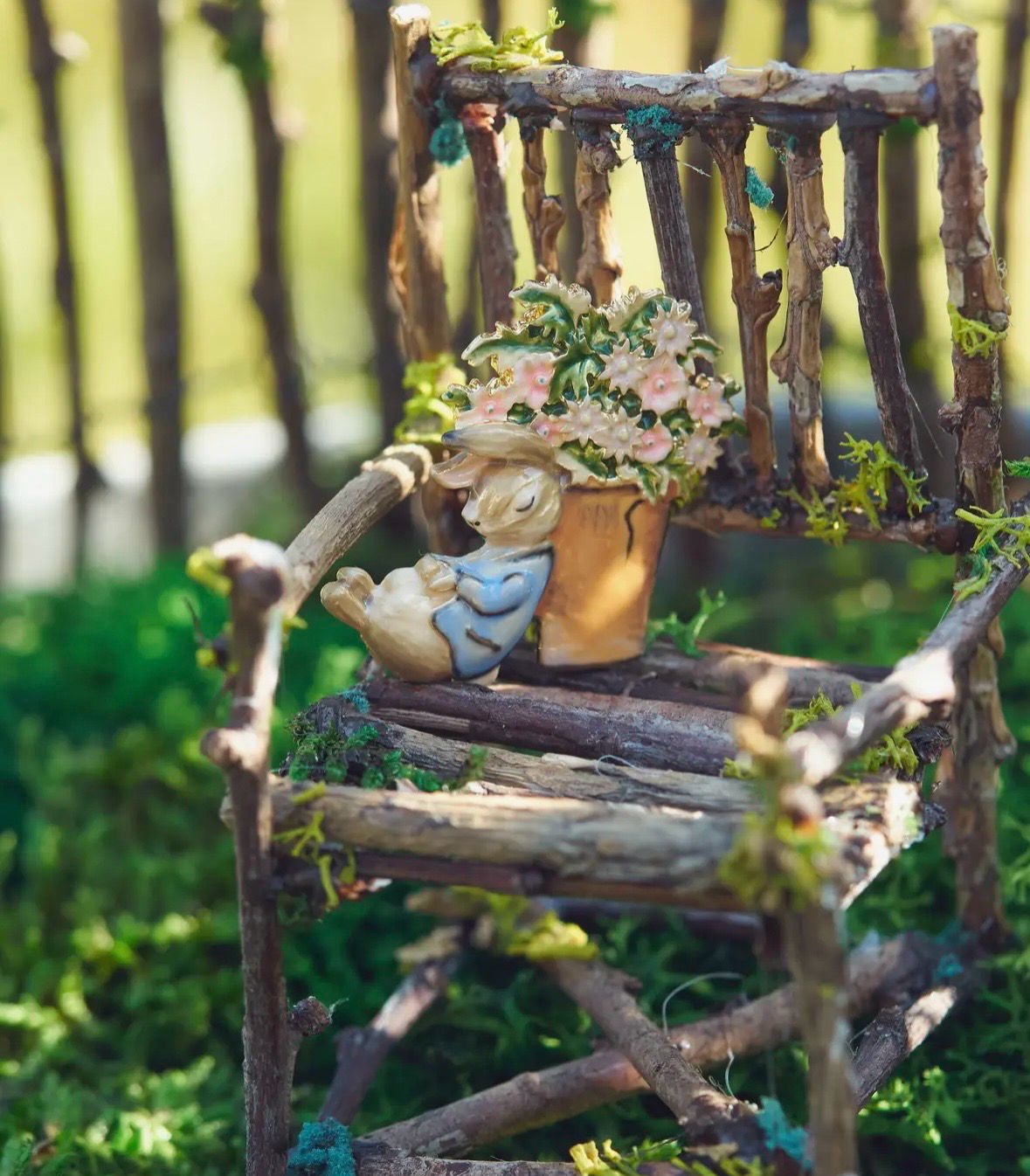 Broche fables England 