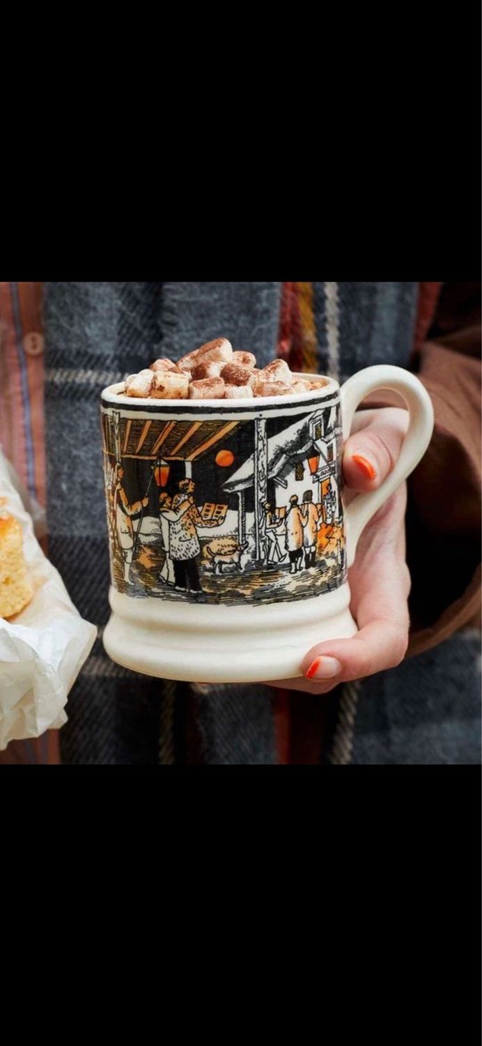 The Night Sky Christmas Caroling 1/2 Pint Mug