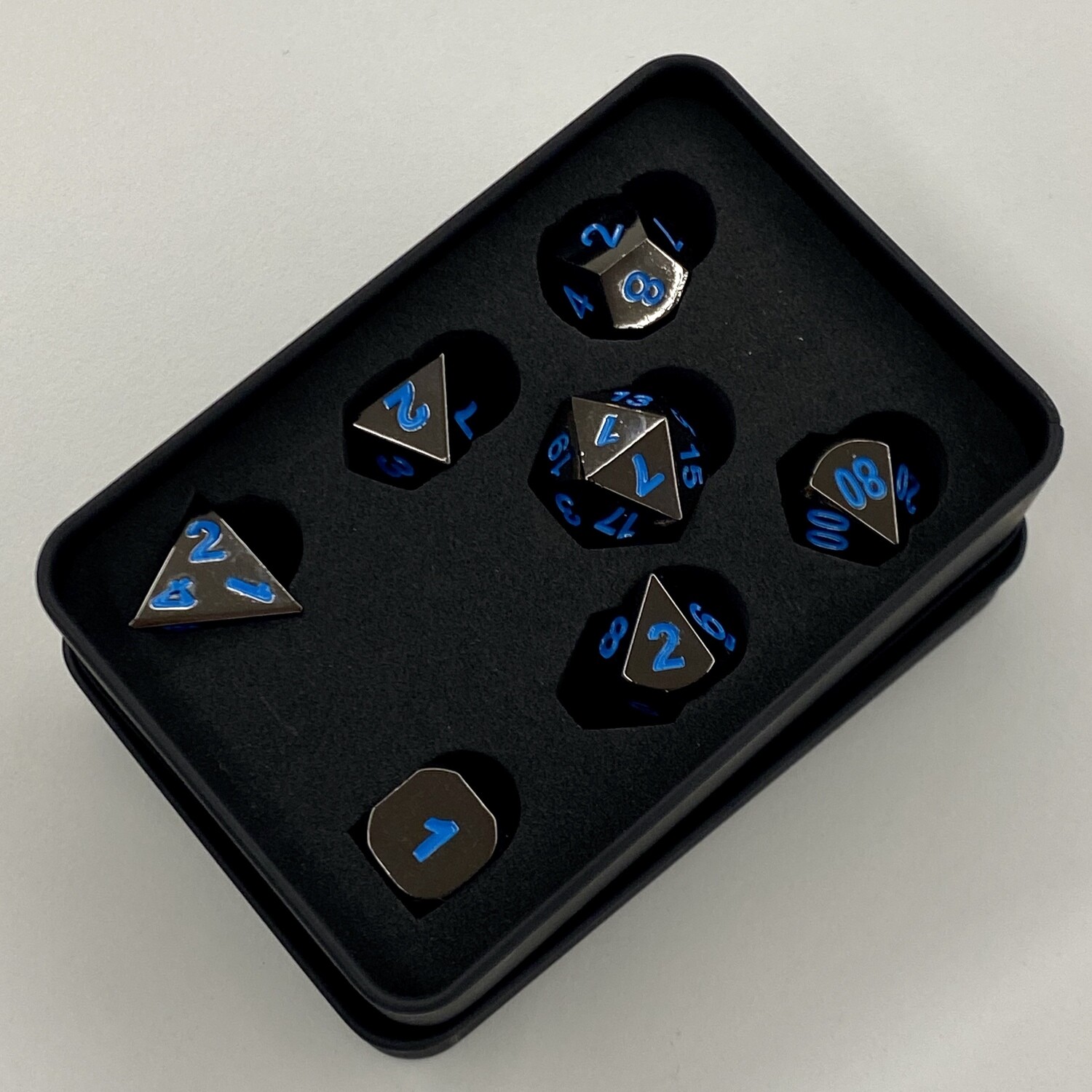 Ogopogo Metallic Polyhedral Dice Set Black &amp; Blue