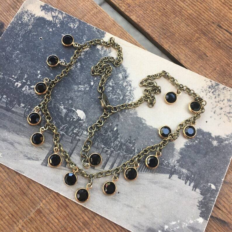 black crystal choker