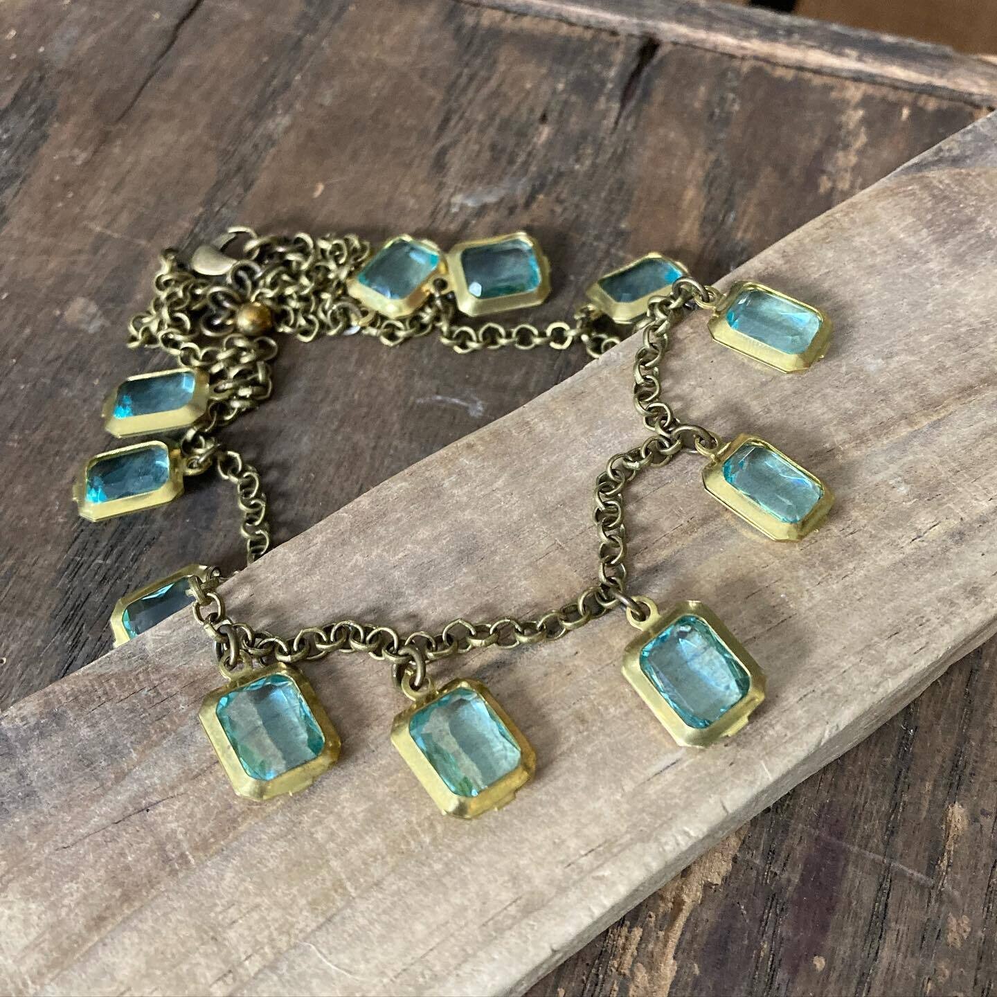 aqua choker aqua choker