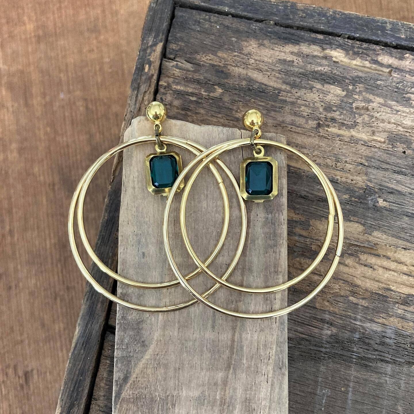 Emerald Hoop