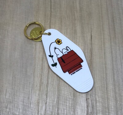 Snoopy Doghouse Flower Fob