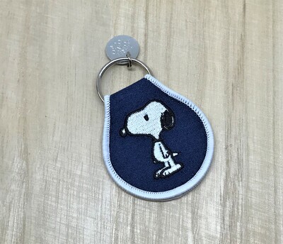 Snoopy classic patch fob