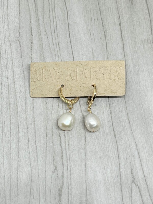 Alina Pearl Hoops