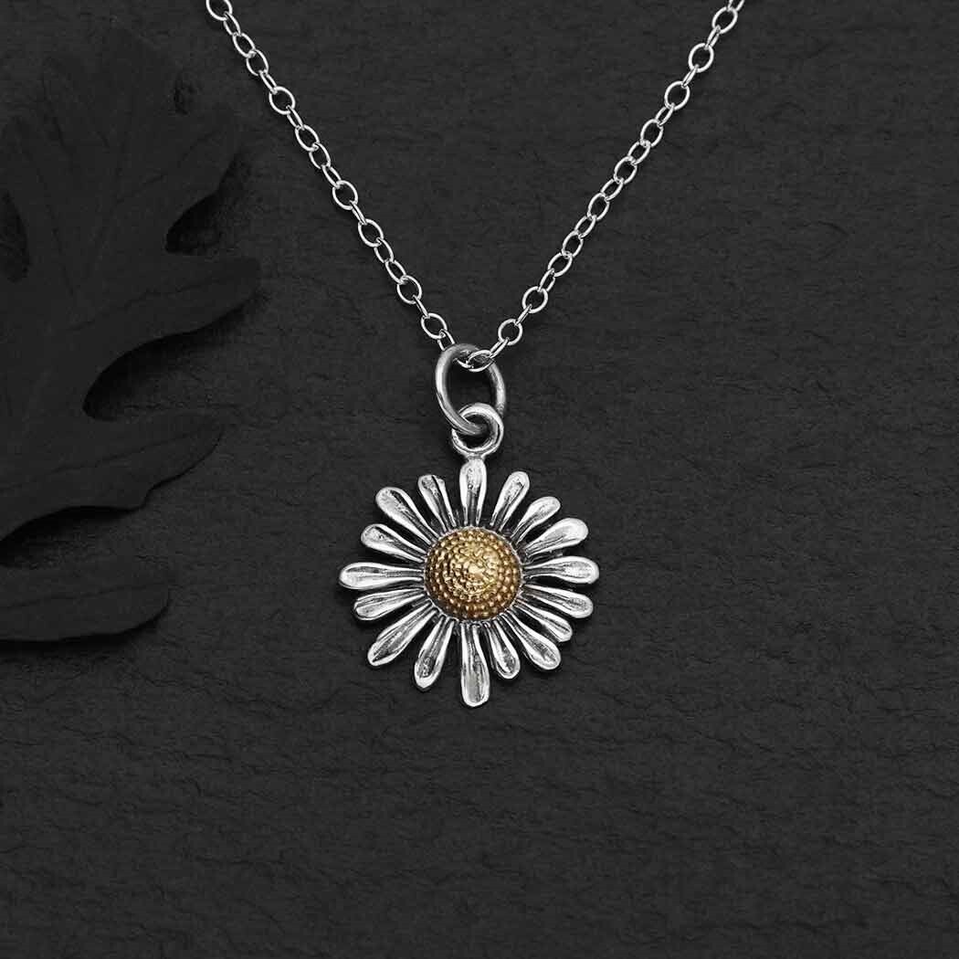 Silver Daisy Neck.