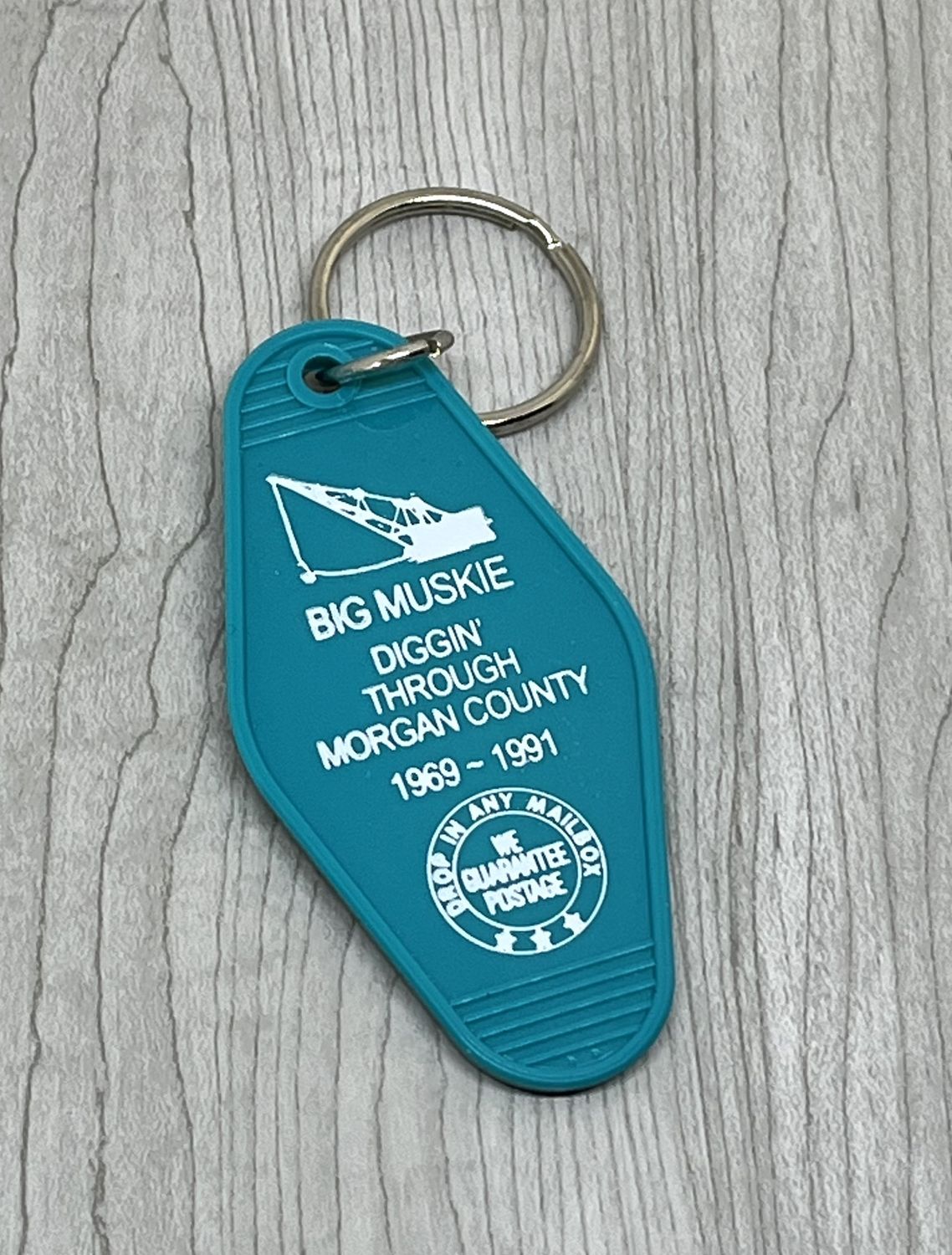 Big Muskie Bucket Key Tag, Retro Style