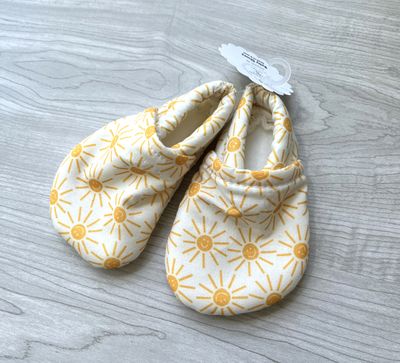 Baby Shoes, Suns
