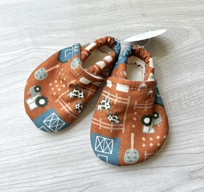 Baby Shoes, Farm