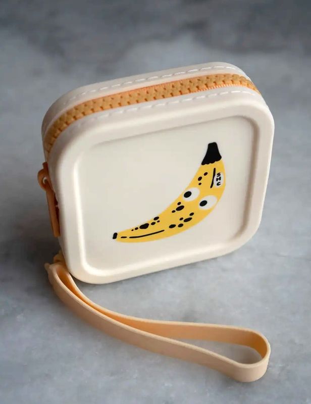 Banana Zipper Pouch