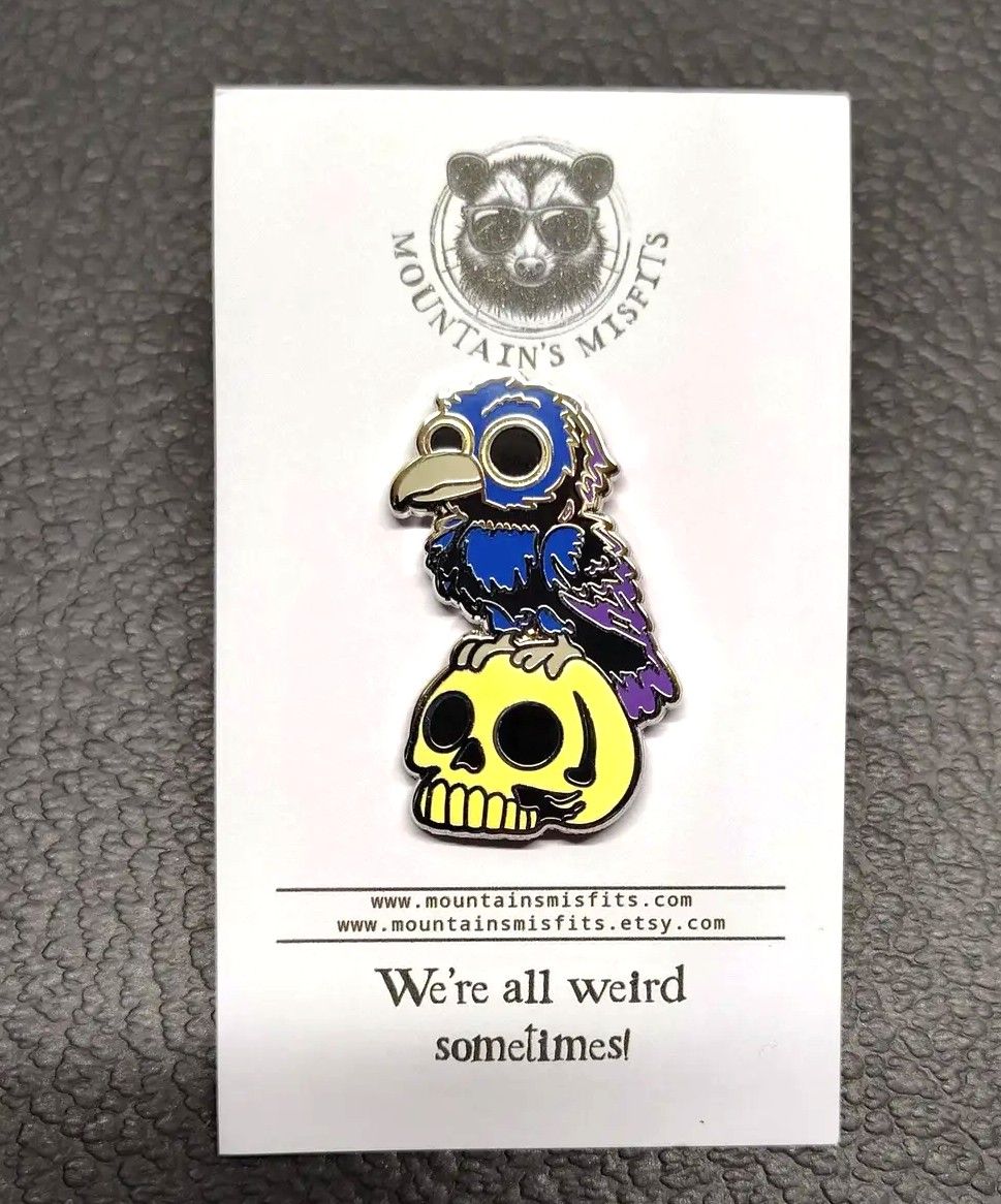 Raven Skull Pin Raven Skull Pin