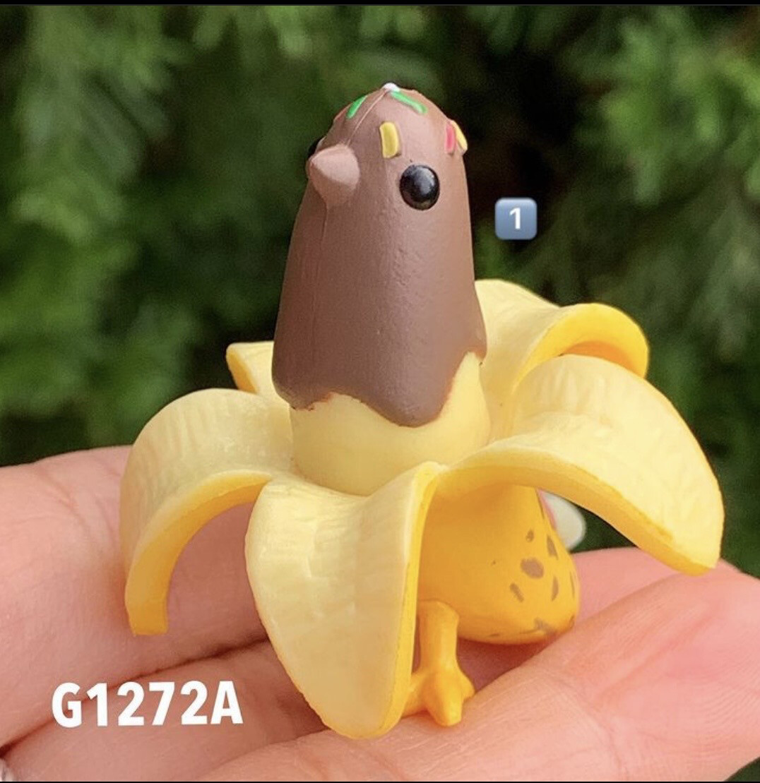 Epoch Banana Parrots Birds Miniature Strap, Style: A