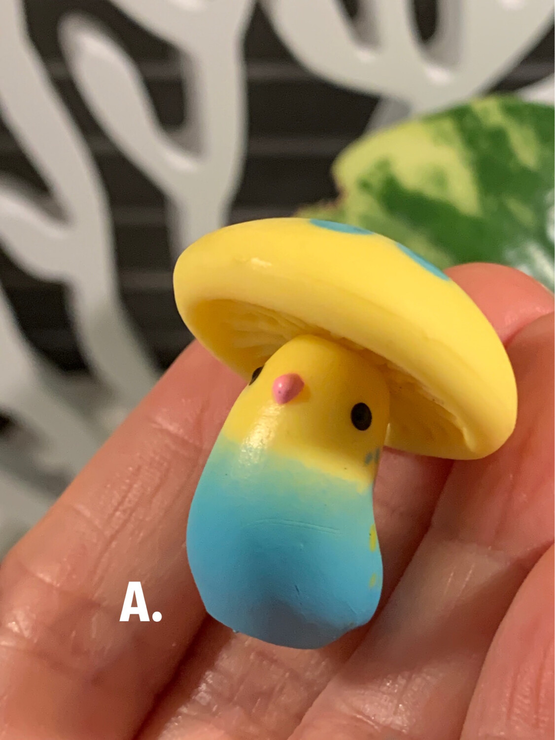 Epoch Mushroom Parrot Bird Miniature, Style: A