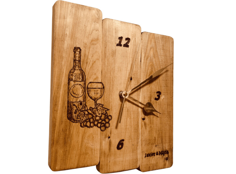 Reloj artesanal de madera