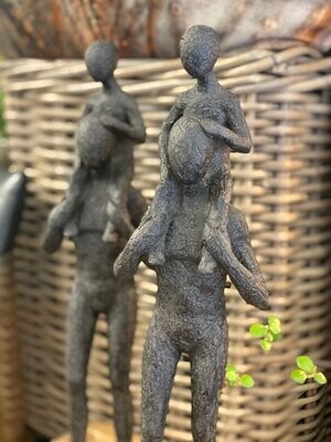 Vater & Kind, schwarzbraun, 11x10x40