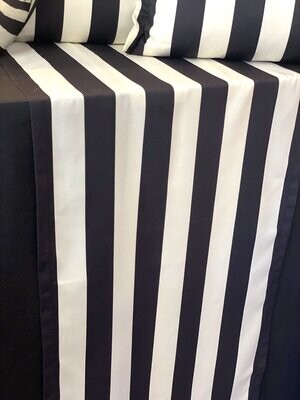 Tischläufer, 140x50, 
schwarz-weiß gestreift