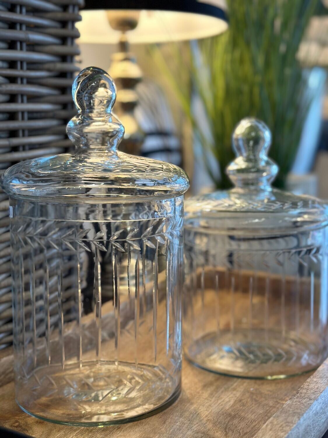 Deckeldose 'hoch', Glas mit Schliff, groß Deckeldose 'hoch', Glas mit Schliff, groß