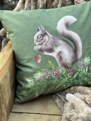 Kissenhülle ‚Eichhörnchen‘ 50x50 Kissenhülle ‚Eichhörnchen‘ 50x50