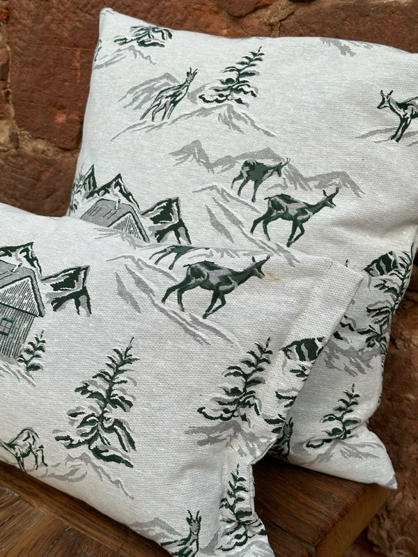 Kissenhülle ‚St.Moritz‘ grün 30x50 mit Kante