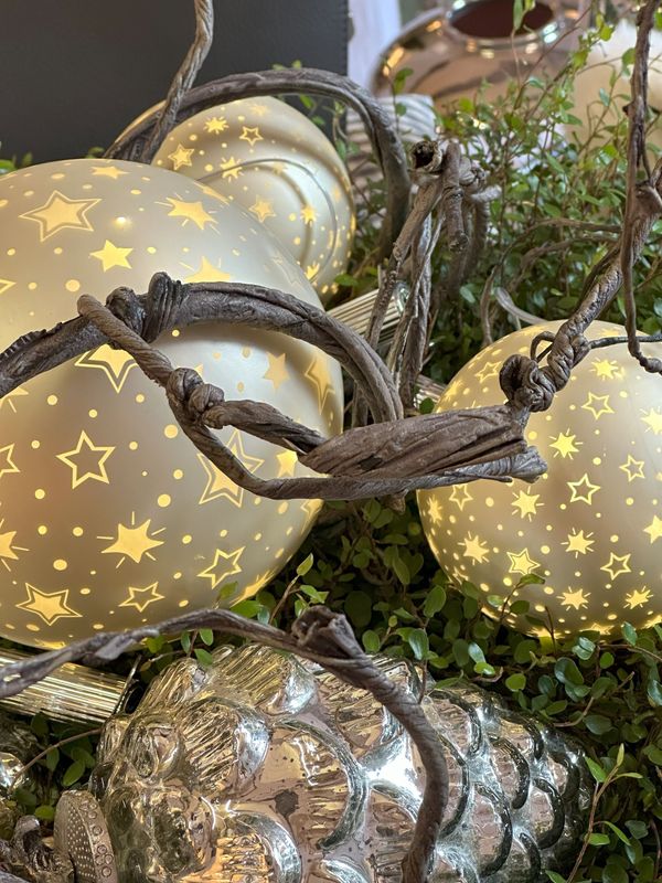 LED Glas-Kugelhänger, creme-gold, mittel