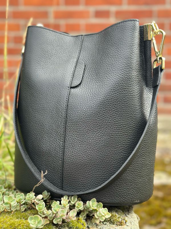 Lederhandtasche ‚Box‘, schwarz