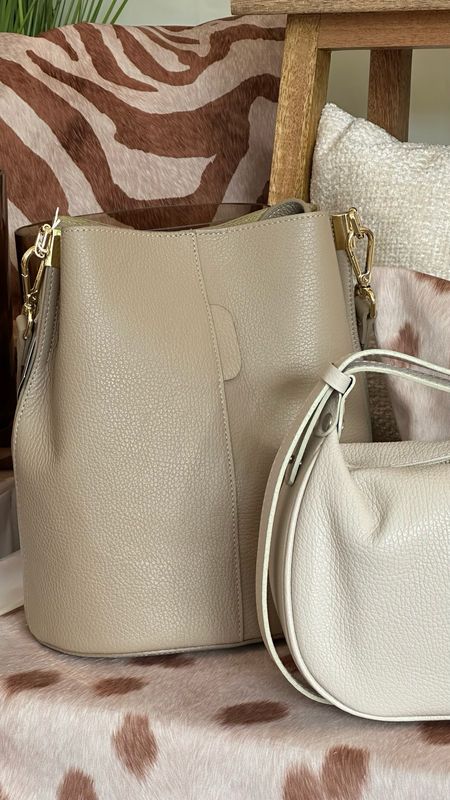 Lederhandtasche ‚Box‘, milchkaffee