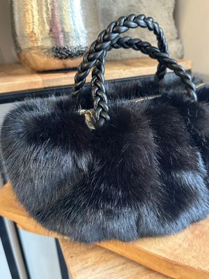 Keine Kunstfell-Tasche, 'MieseMau', schwarz Keine Kunstfell-Tasche, 'MieseMau', schwarz