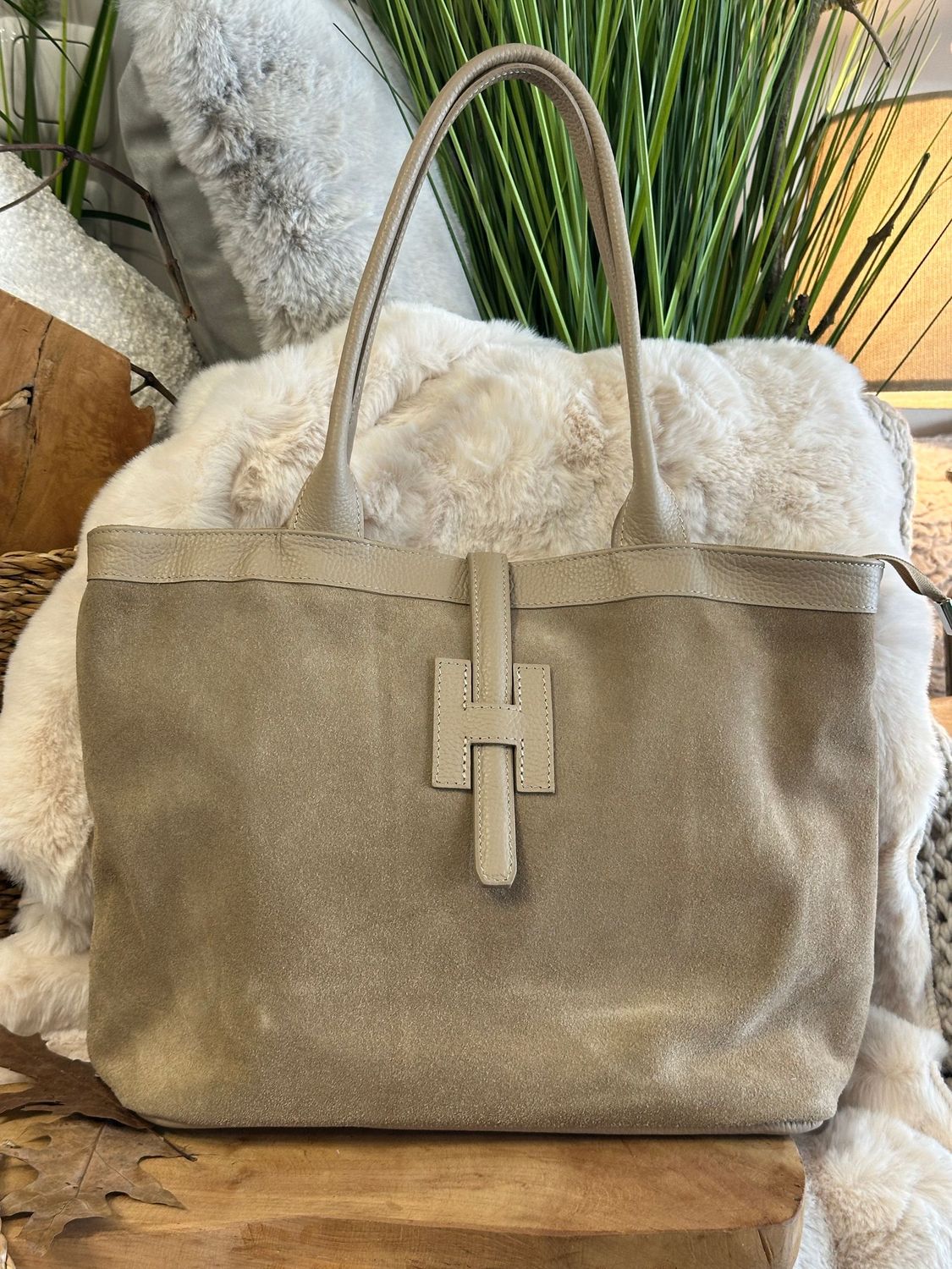Lederhandtasche ‚H‘, Wildleder/Glattleder, taupe