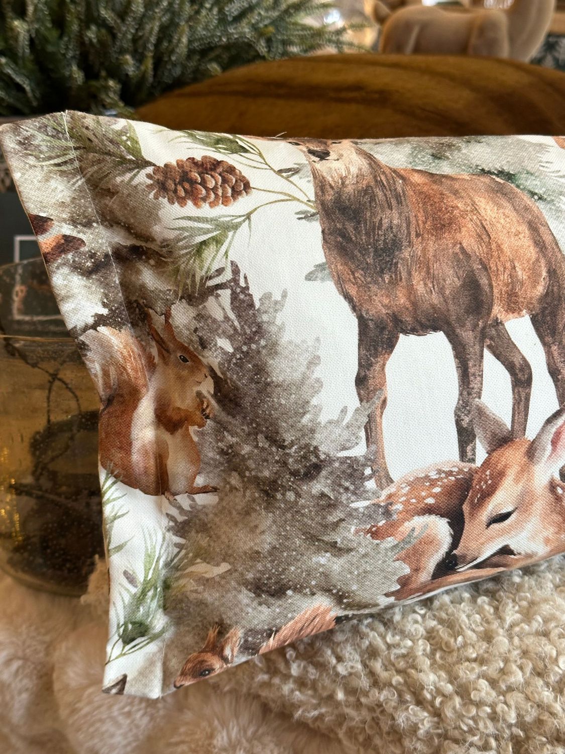 Kissen 'Into the wild', 30x50 mit Stoffkante Kissen 'Into the wild', 30x50 mit Stoffkante