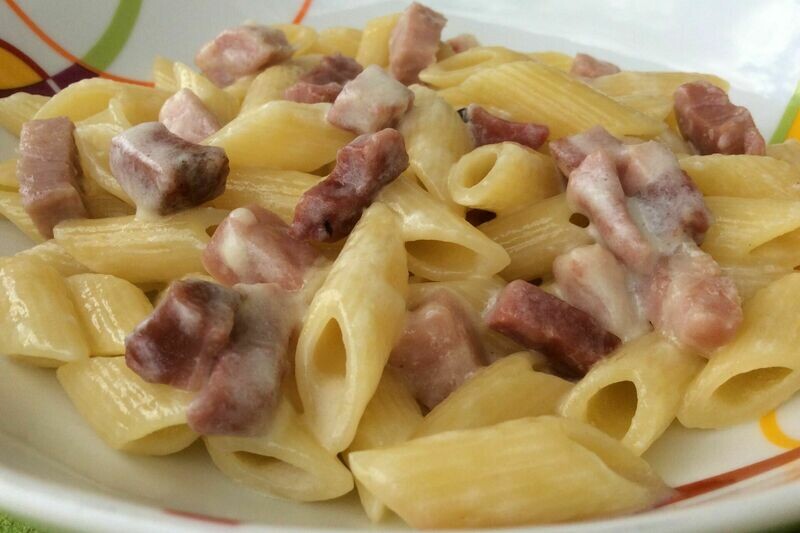 Penne brie e speck