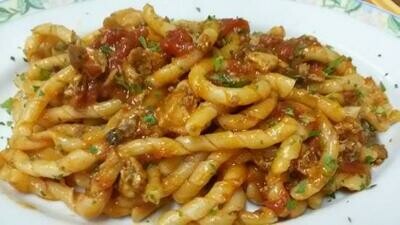 Strozzapreti al pesto rosso