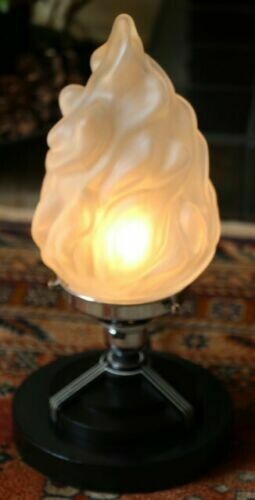 Lovely pair of art deco lamps