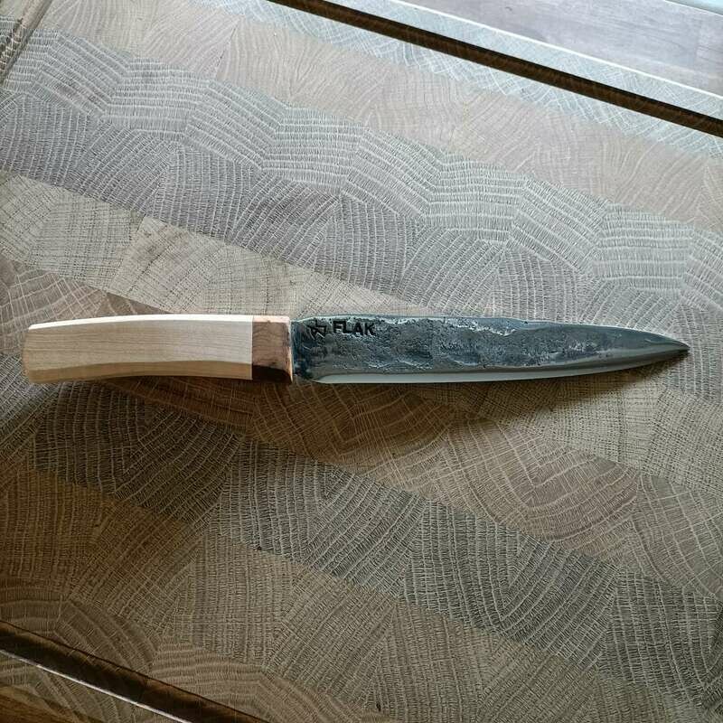 2cm Flak!!! Kitchen knife with blade made from a fragment of the gun barrel of the 2cm Flak. Handle made of maple and Moroccan thuja root. 2cm Flak!!! Kitchen knife with blade made from a fragment of the gun barrel of the 2cm Flak. Handle made of maple and Moroccan thuja root.
