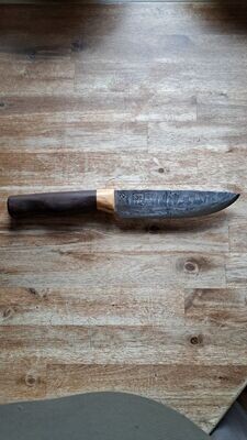 Küchenmesser aus dem KWK43 mit mineralisierter Eiche. Nr. 38 Küchenmesser aus dem KWK43 mit mineralisierter Eiche. Nr. 38