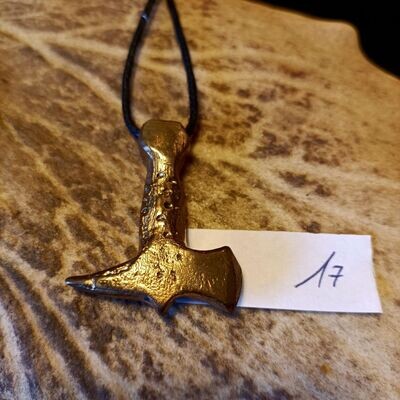 Kettenanhänger Hammer aus Bronze Kettenanhänger Hammer aus Bronze