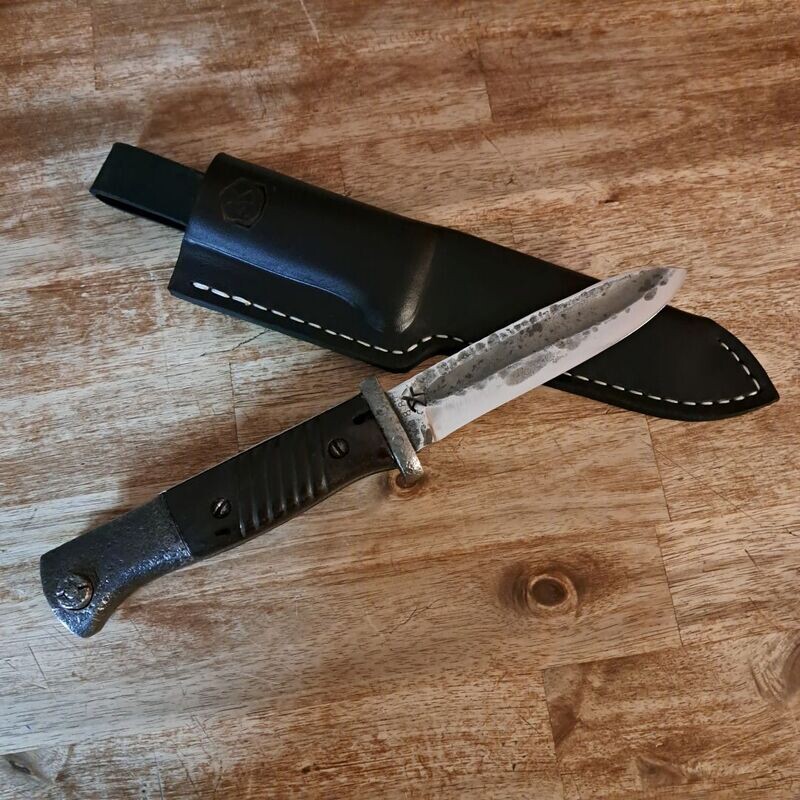 Jagd oder Outdoor Messer aus altem Bajonett Jagd oder Outdoor Messer aus altem Bajonett
