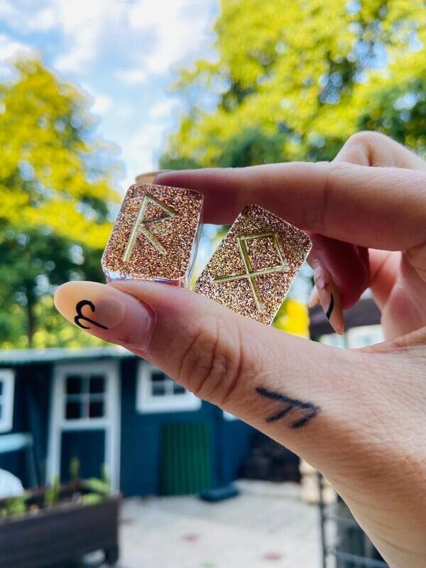 Futhark Runeset op Aanvraag